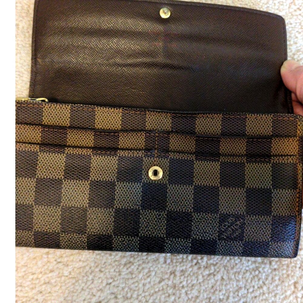 Louis Vuitton Sarah Long Wallet in Damier Ebene - Picture 5 of 13